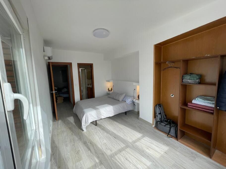 Nice Apartment Near The Sea Τορεβιέχα Εξωτερικό φωτογραφία