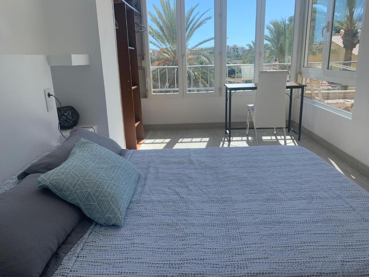 Nice Apartment Near The Sea Τορεβιέχα Εξωτερικό φωτογραφία